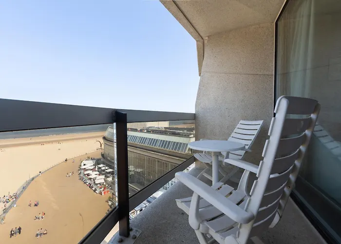 Lecomte - The Shoreline Pearl 77 96 *